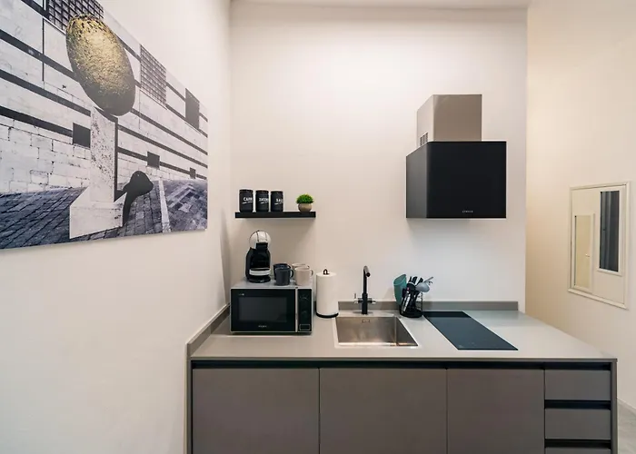 Guesthost - Stylish Loft Near Piazza Del Campo Сієна