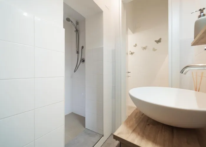 Guesthost - Stylish Loft Near Piazza Del Campo Апартаменты